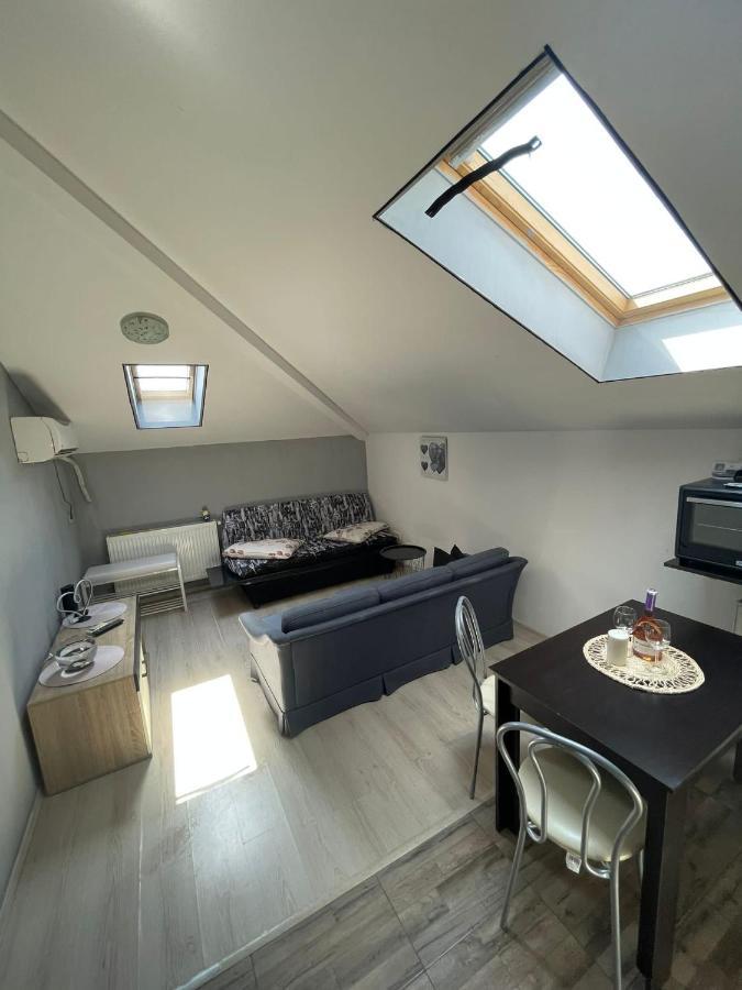 Apartament 2 Camere Chiajna Extérieur photo